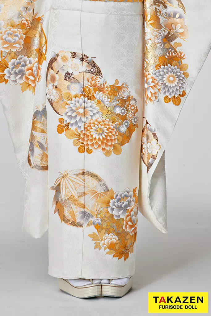 TAKAZENのレンタル振袖 正統派古典　白/金　菊柄/吉祥文様　上品　シンプル　控えめ　おしとやか【通販可】25065