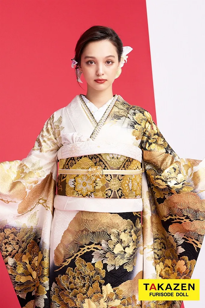 TAKAZENのレンタル振袖 ジャパンモード　白/黒/金(ゴールド)　牡丹柄　花魁風　渋い　レディース　派手振袖　いかつい　目立つ　大人っぽい　クール　キラキラ　香川るな【通販可】31115