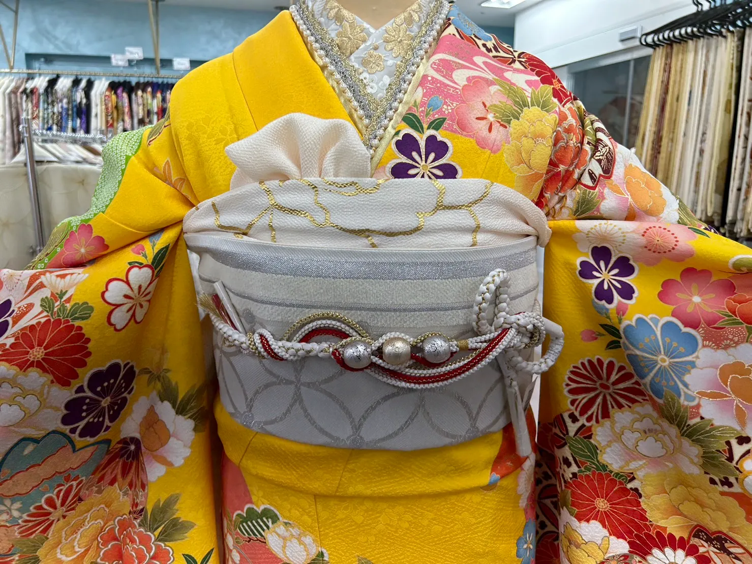 レンタル　振袖　撮影会　古典　イマドキ　可愛い　黄色　大阪　関西