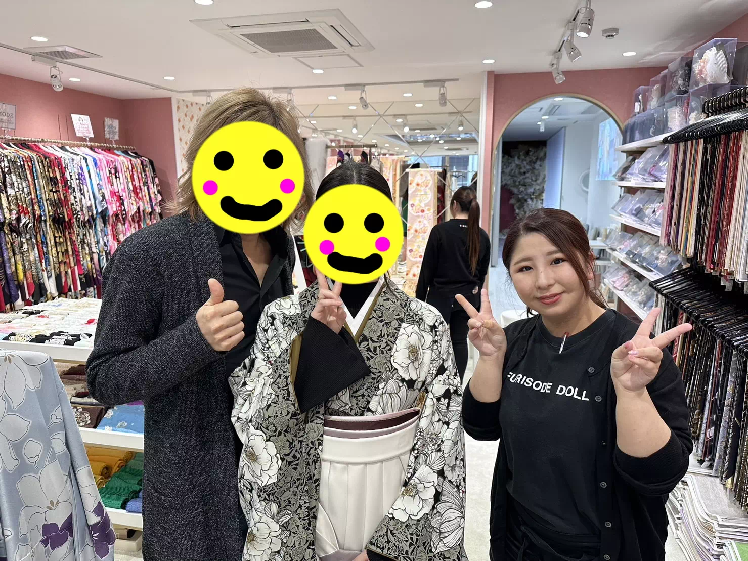 【TAKAZEN姫路店】♡12日 イマドキでの可愛い黒×白のくすみカラーの小振袖に白色の袴の姫ちゃん♡