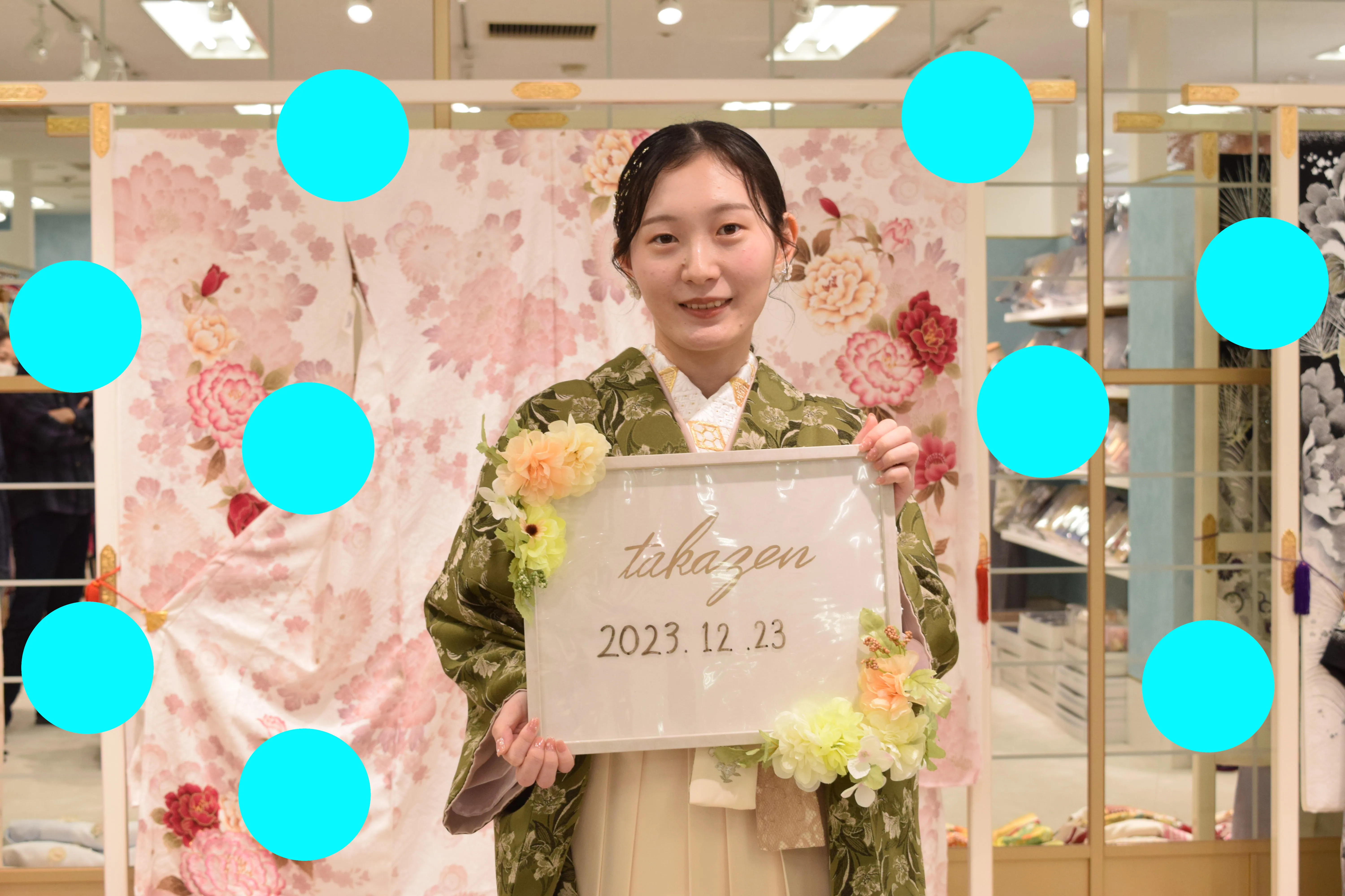 卒業式　袴レンタル　前撮り　大人っぽい　カーキ　白