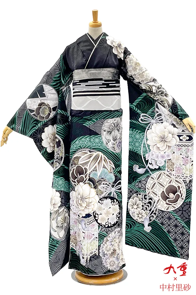 TAKAZENのレンタル振袖 九重×中村里砂　黒/緑　貝桶柄/組紐　綺麗　かっこいい　大人っぽい　シック【通販可】K955