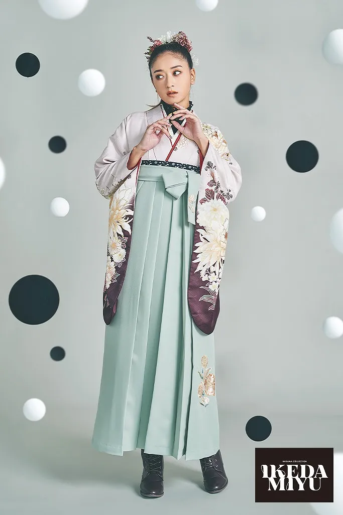 TAKAZENのレンタル袴 くすみカラーエレガント　薄紫　和柄　大人っぽい　池田美優(みちょぱ)　ブーツスタイル【通販可】R25024