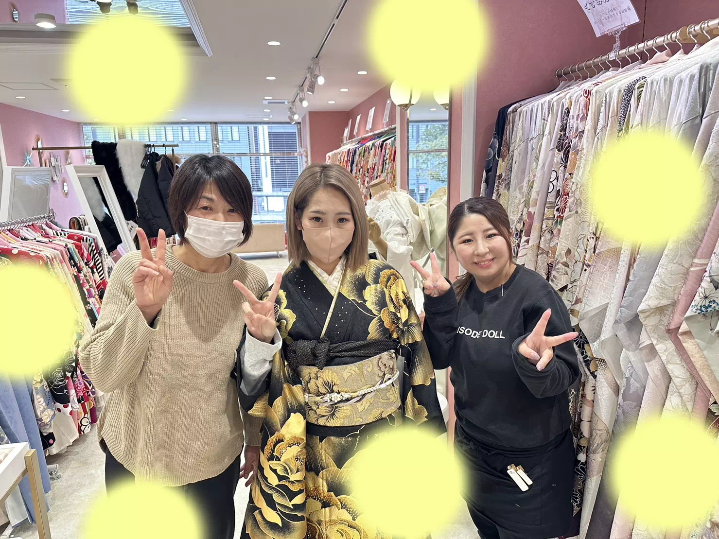 【TAKAZEN姫路店】♡21日　黒×ゴールドのスワロフスキーがいっぱい付いた薔薇柄の可愛いお振袖の姫ちゃん♡