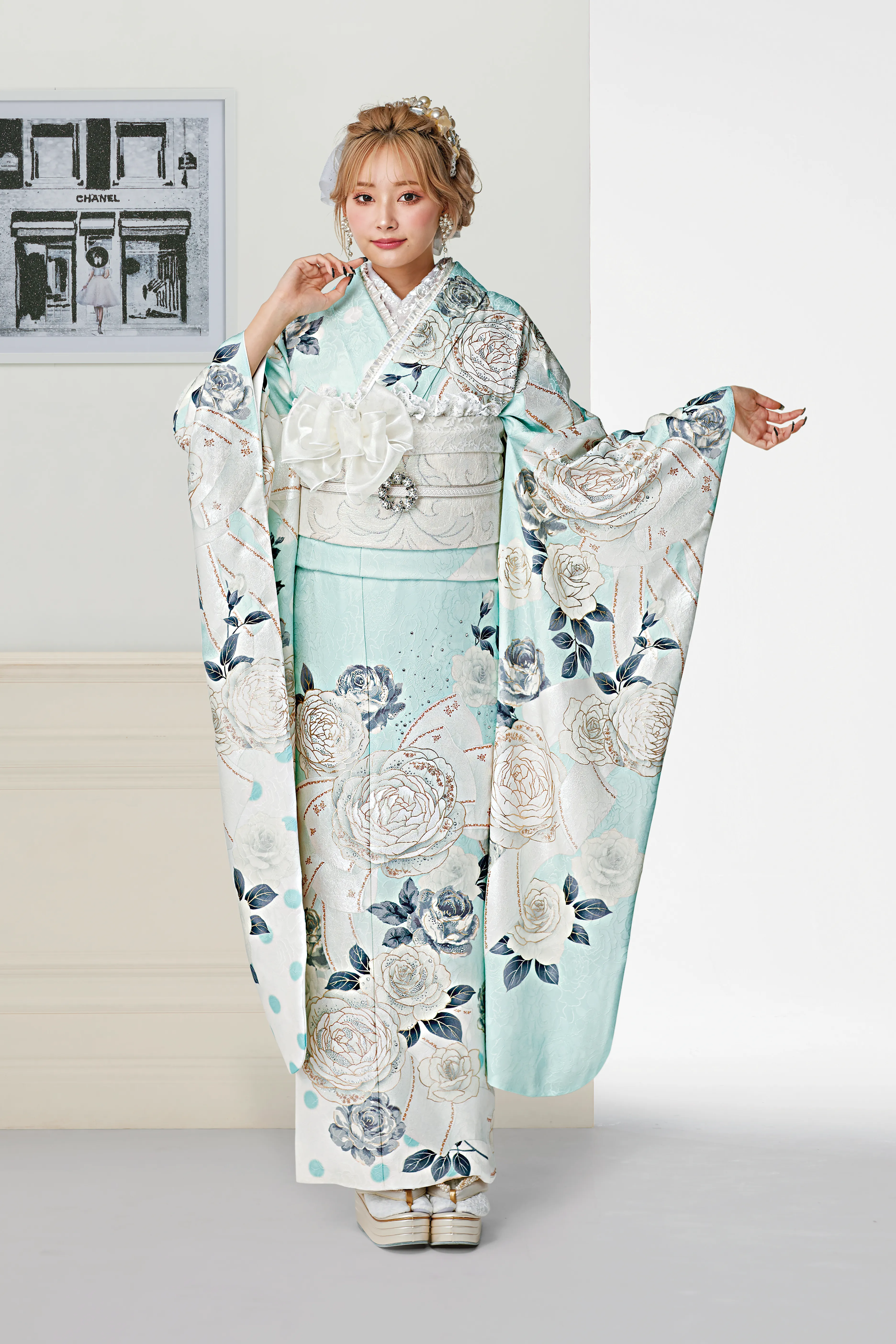 2024　2025　成人式　振袖レンタル　レース　最新小物　CHANELカラー　ヘップバーン　可愛い　キラキラ　ガーリー　女の子　水色　ブルー