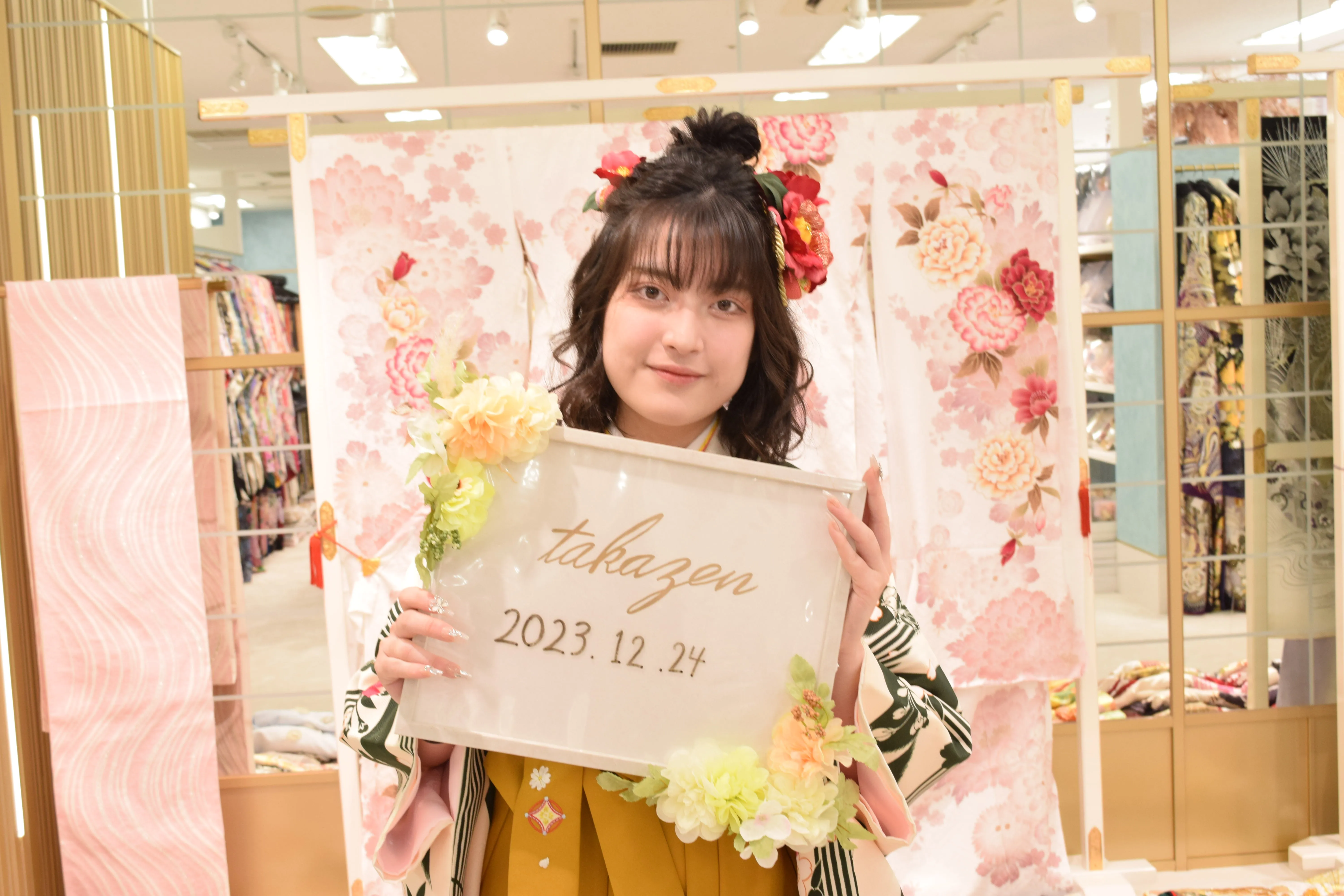 袴レンタル　前撮り　卒業式袴　古典　オシャレ