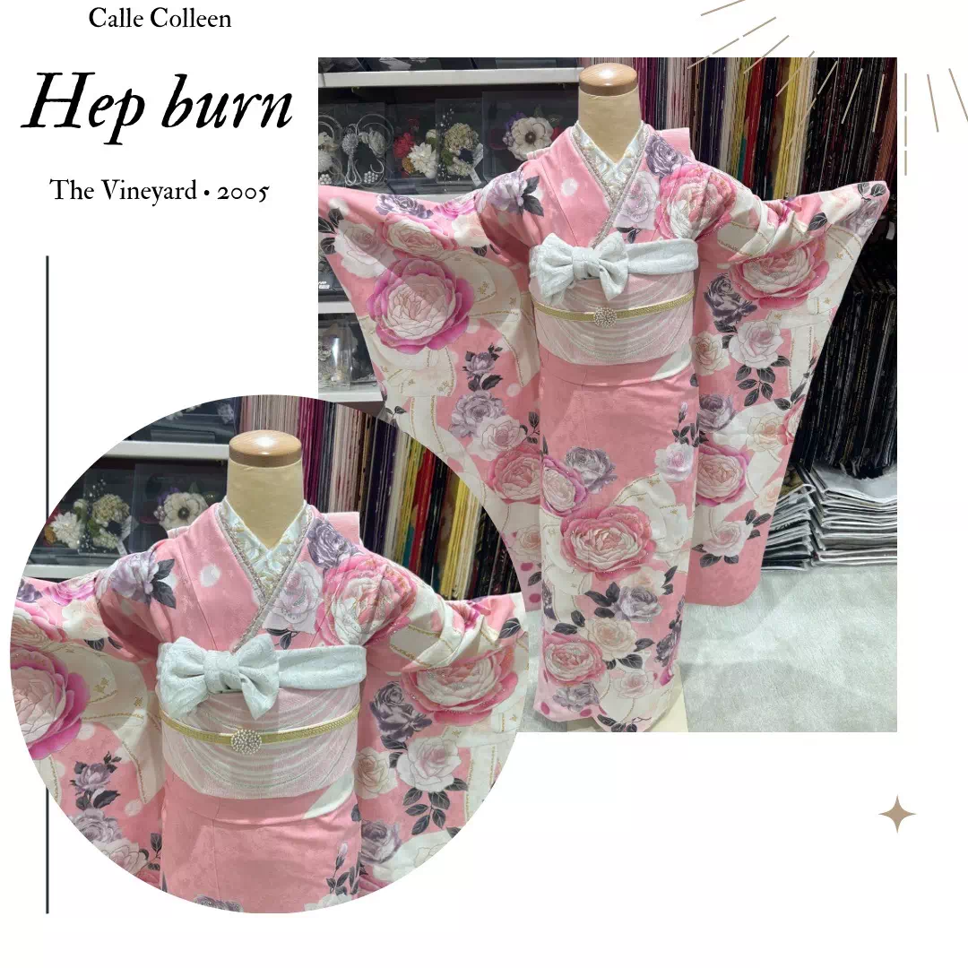 【TAKAZEN姫路店】♡16日 タカゼンオリジナルヘップバーンシリーズのお振袖です♥シャネルカラーでイマドキにおしゃれに着こなしましょう♪