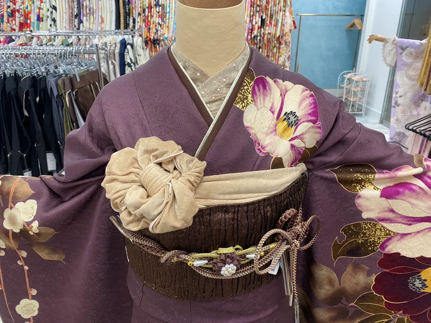 振袖レンタル　レトロ　個性的　シンプル