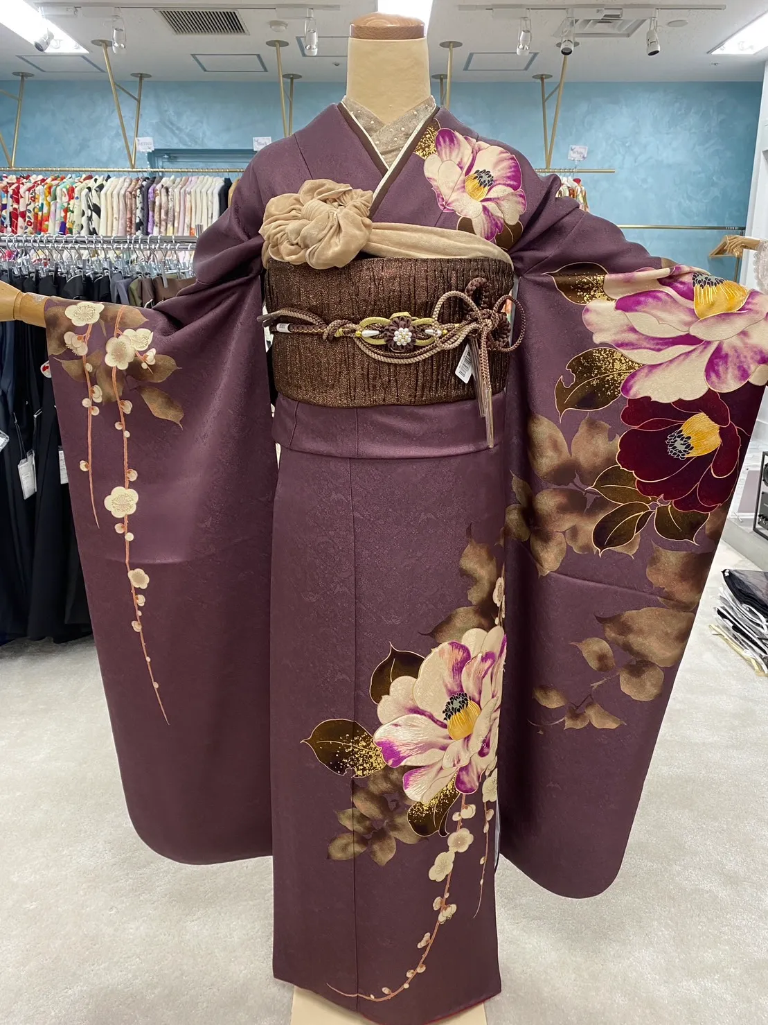 振袖レンタル　レトロ　個性的　シンプル