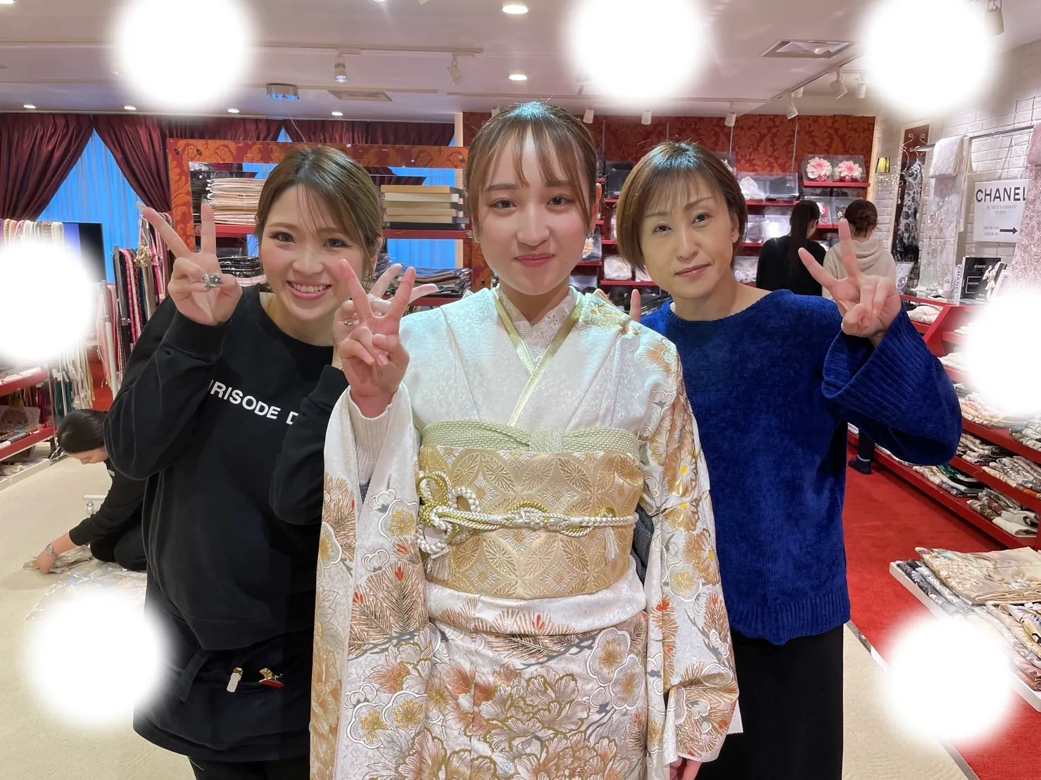 振袖レンタル 袴レンタル 前撮り撮影会 キラキラ ヘップバーン かわいい 大阪 梅田 タカゼン レースインナー