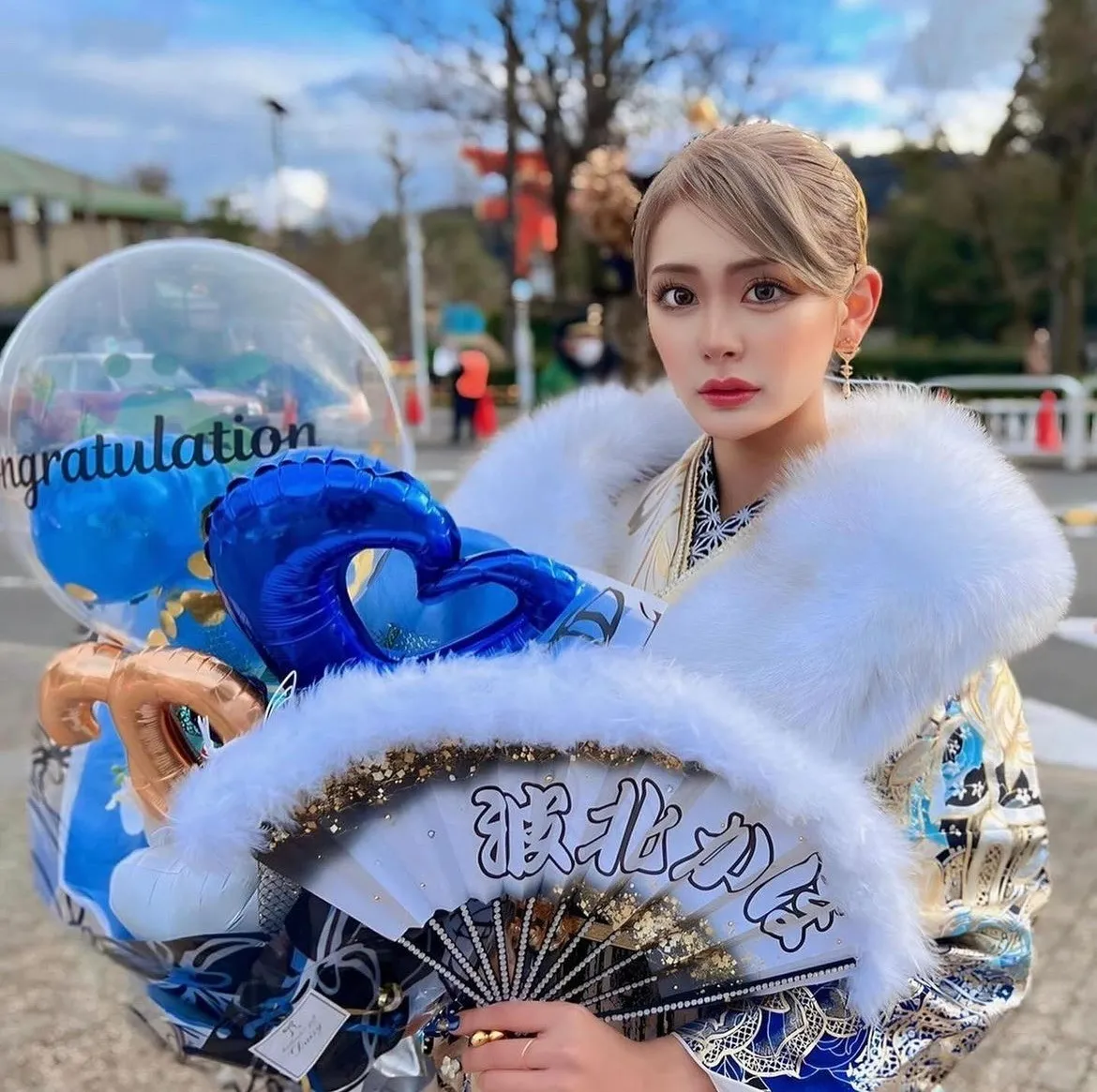 成人式 前撮り 梅田 袴 くすみカラー かわいい イマドキ 淡色 古典 タカゼン 撮影