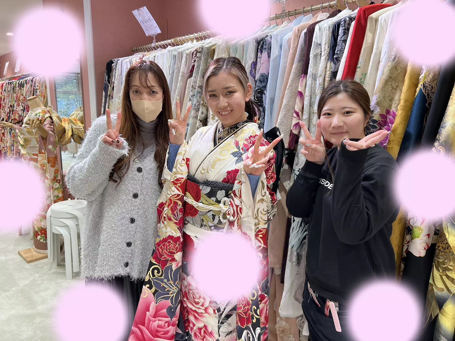 【TAKAZEN姫路店】♡18日　白×赤のかっこかわいい加古川のモードのお振袖の可愛い姫ちゃん♡