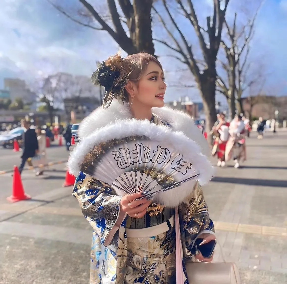 成人式 前撮り 梅田 袴 くすみカラー かわいい イマドキ 淡色 古典 タカゼン 撮影