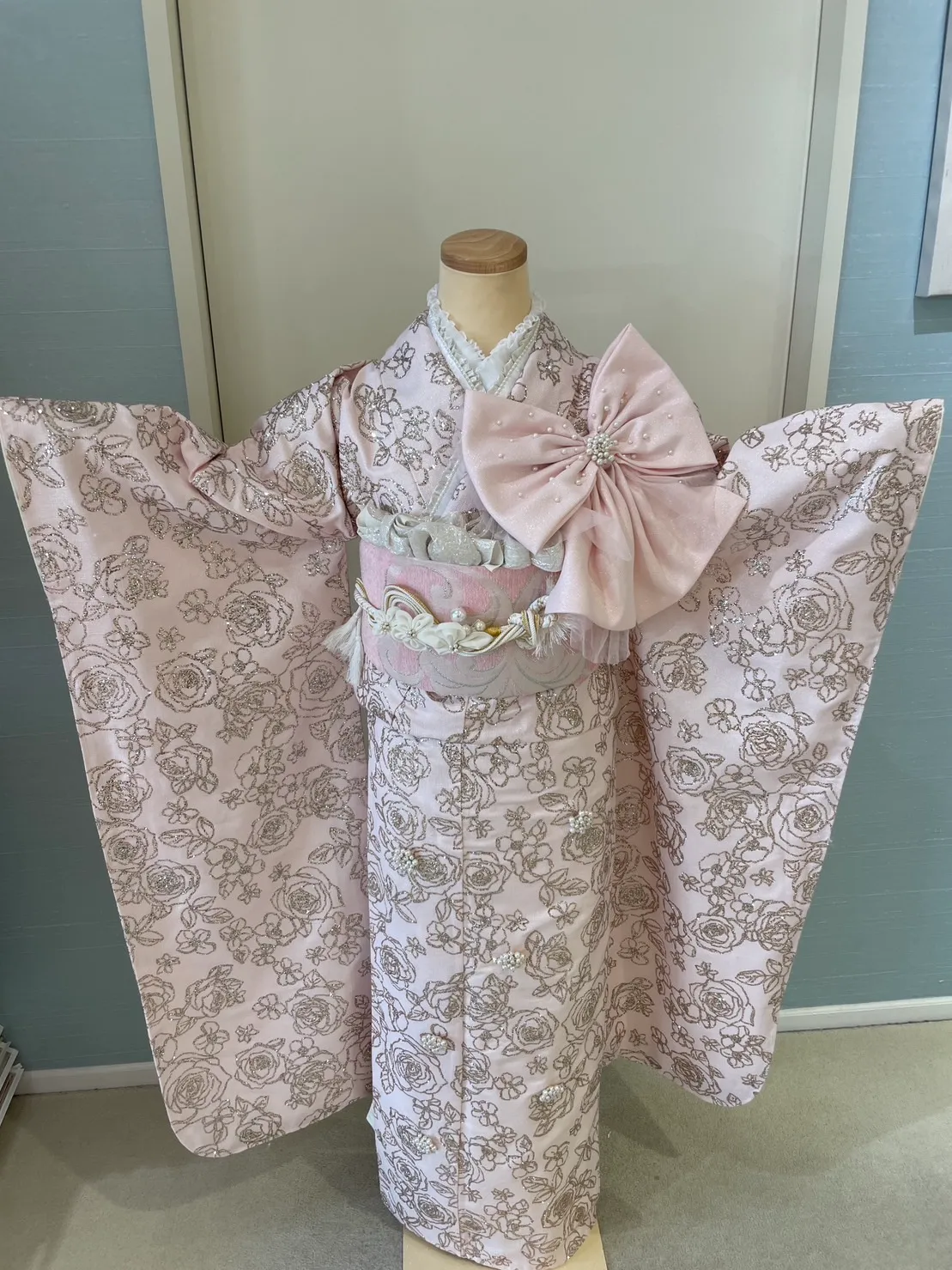 2023　2024年　振袖　前撮り撮影会　TAKAZEN堺店　タカゼンオリジナル　シュシュ　ピンク　キラキラ　ぴょな　