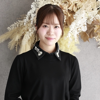 久保　茜