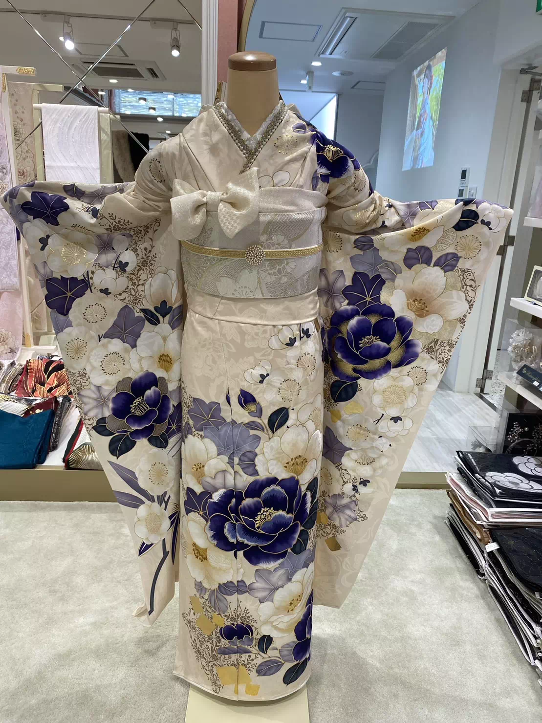 姫路で振袖レンタルするならタカゼン