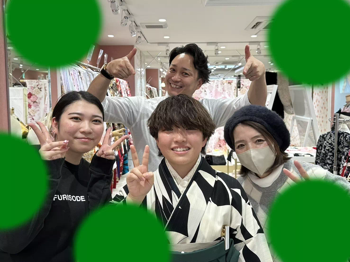 【TAKAZEN姫路店】♡14日 レトロなモノトーンの鶴柄のおしゃれなお振袖が可愛い明石市の2025年成人式姫ちゃん♡
