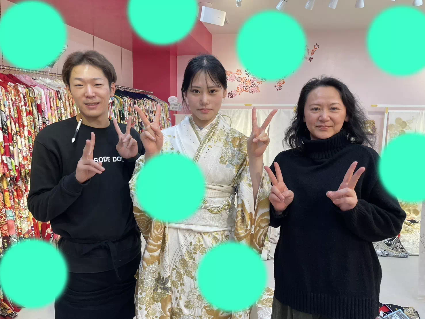 成人式　振袖レンタル　TAKAZEN神戸三宮店　キラキラ　金　イマドキ　ヘップバーン