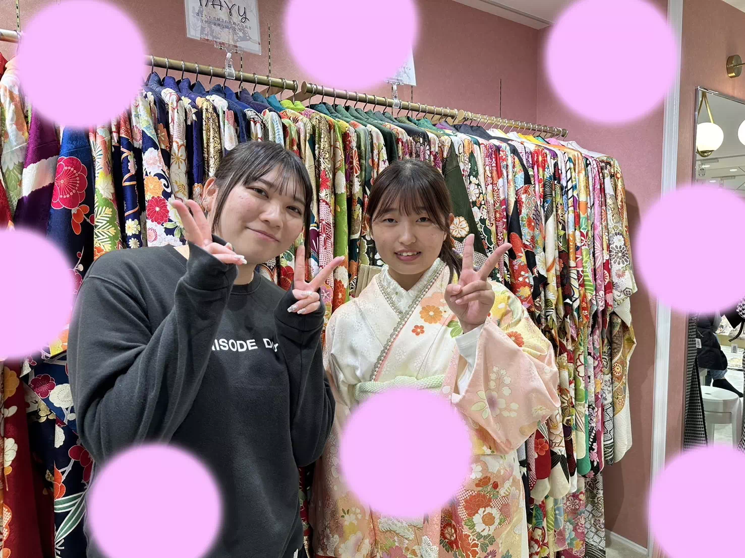 【TAKAZEN姫路店】♡10日　白地にピンク色の華やかな王道の古典柄の可愛い振袖姫ちゃん♡