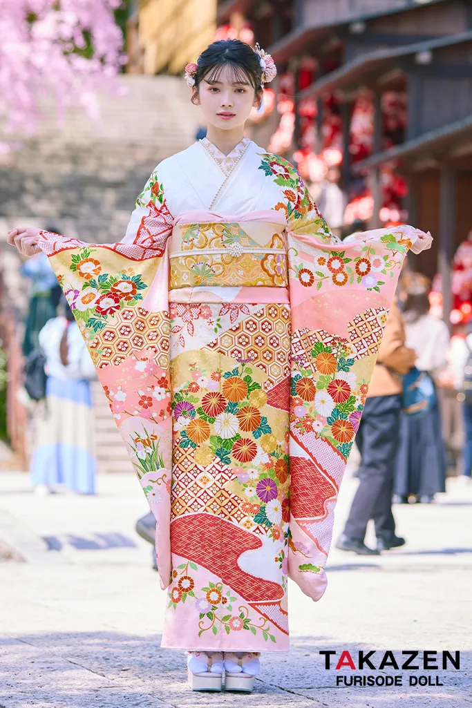TAKAZENのレンタル振袖 プレミアム古典　吉澤織物/最高級染繍桶絞り友禅　ピンク　清楚　高級振袖　南琴奈【通販可】LB31