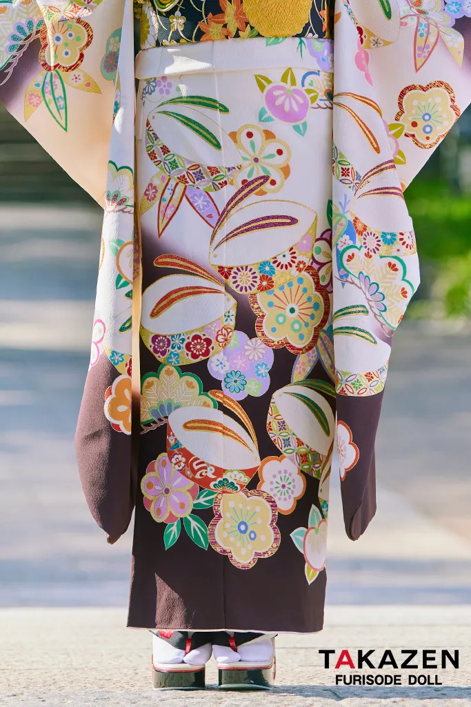 TAKAZENのレンタル振袖 プレミアム古典 白/ブラウン(茶色) 吉澤織物 こっぽりウサギ はんなり かわいい 最高級振袖 南琴奈【通販可】LB34
