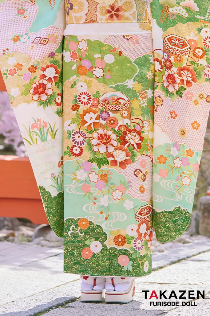 TAKAZENのレンタル振袖 最高級プレミアム古典柄振袖　吉澤織物/最高級染繍桶絞り友禅　黄緑/緑　貝桶柄　はんなり　かわいらしい　高級振袖　南琴奈【通販可】LB35