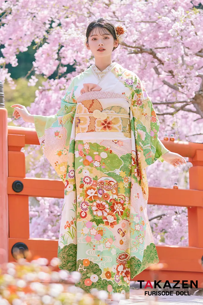 TAKAZENのレンタル振袖 最高級プレミアム古典柄振袖　吉澤織物/最高級染繍桶絞り友禅　黄緑/緑　貝桶柄　はんなり　かわいらしい　高級振袖　南琴奈【通販可】LB35