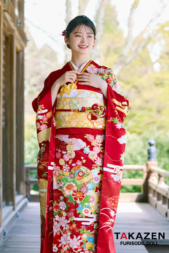 TAKAZENのレンタル振袖 プレミアム古典　赤　吉澤織物/最高級金彩手描友禅　柄小さめ　高級振袖　清楚　南琴奈【通販可】LB36