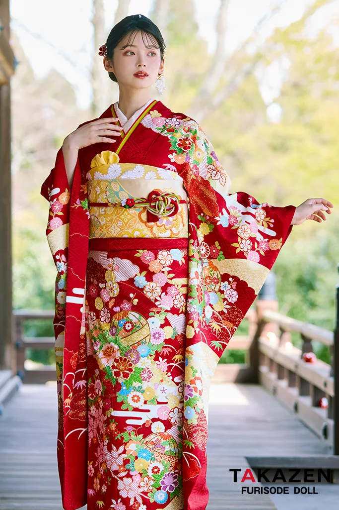 TAKAZENのレンタル振袖 プレミアム古典　赤　吉澤織物/最高級金彩手描友禅　柄小さめ　高級振袖　清楚　南琴奈【通販可】LB36