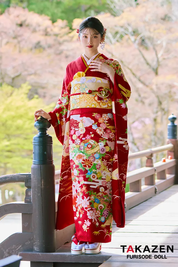 TAKAZENのレンタル振袖 プレミアム古典　赤　吉澤織物/最高級金彩手描友禅　柄小さめ　高級振袖　清楚　南琴奈【通販可】LB36