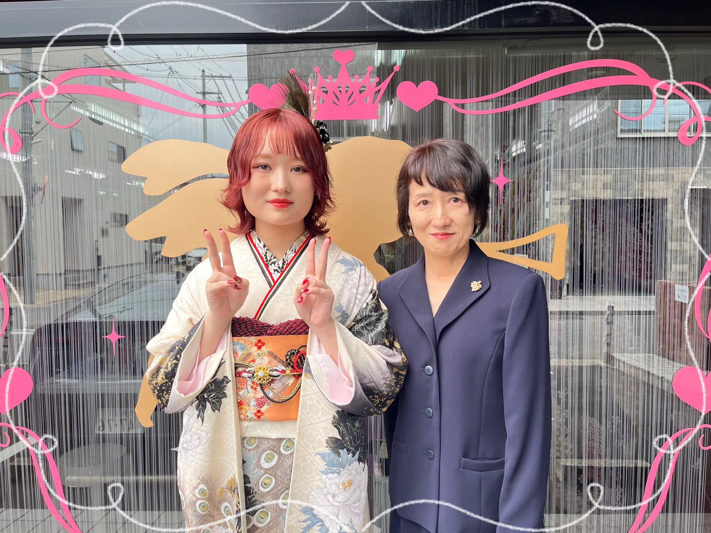 振袖 レンタル 奈良 ヴィンテージスタイル 白/グレー 孔雀柄 シック 渋い かっこいい振袖 粋 大人っぽい