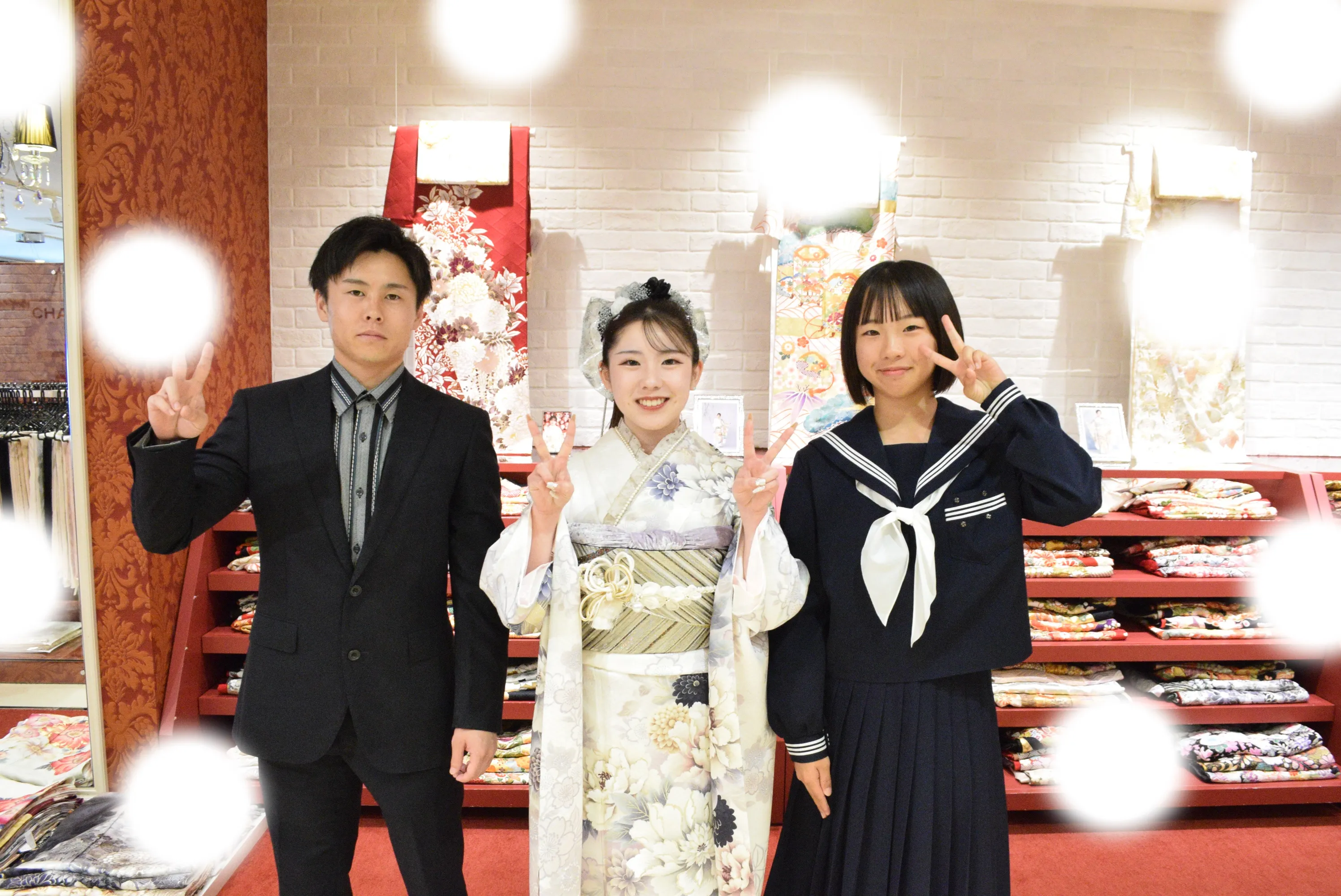 成人式　前撮り　梅田　袴　くすみカラー　かわいい　イマドキ　淡色　古典　タカゼン　撮影