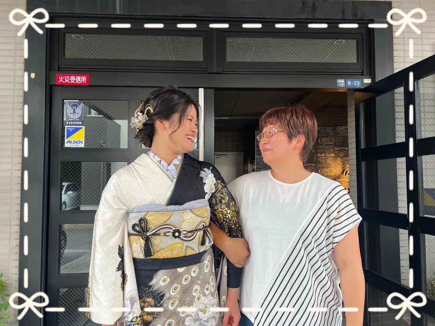 振袖 レンタル 奈良 前撮り ヴィンテージスタイル おしゃれ アンティーク 孔雀柄 白 黒