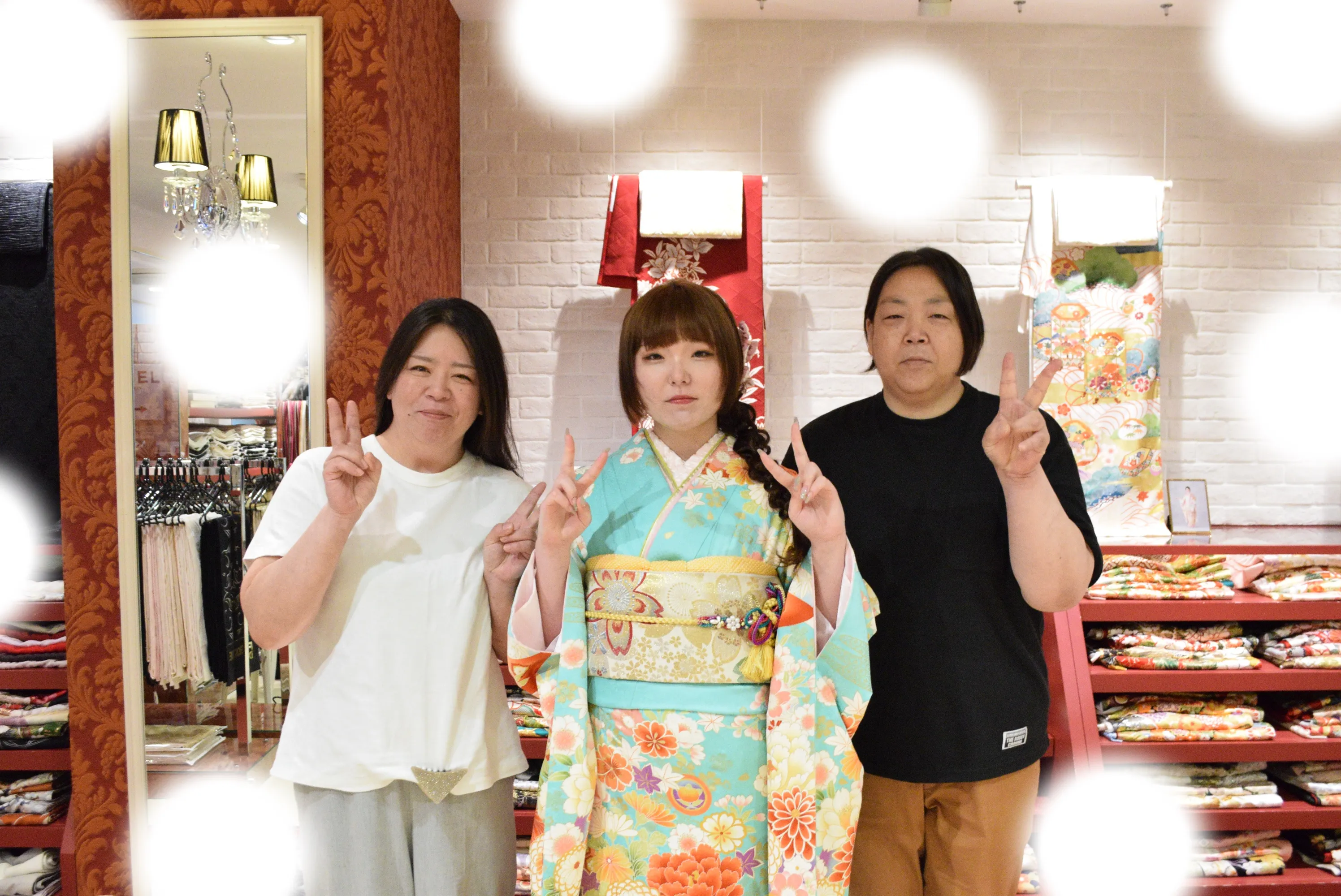 袴レンタル　振袖レンタル　くすみ　キラキラ　かわいい　梅田　大阪　安い　イマドキ　古典　くすみカラー　前撮り　ヴィンテージ　渋い