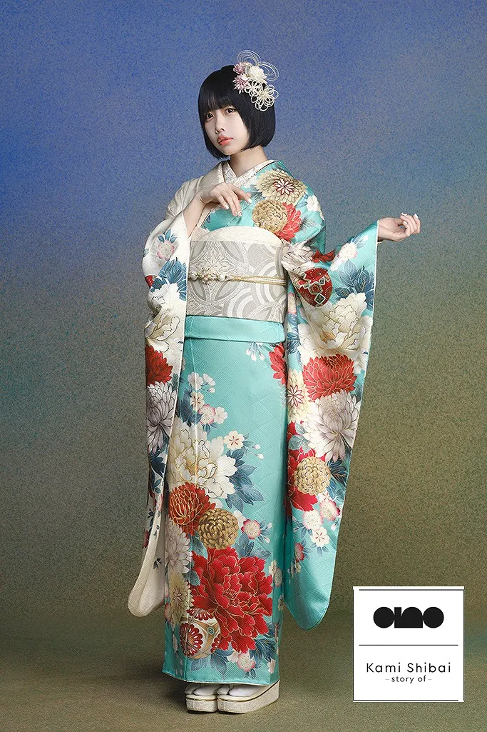 TAKAZENのレンタル振袖 Kami Shibai-story of- ano　正統派古典　水色/赤　牡丹柄/大柄　目立つ　個性的　 片身替わり【通販可】K1077