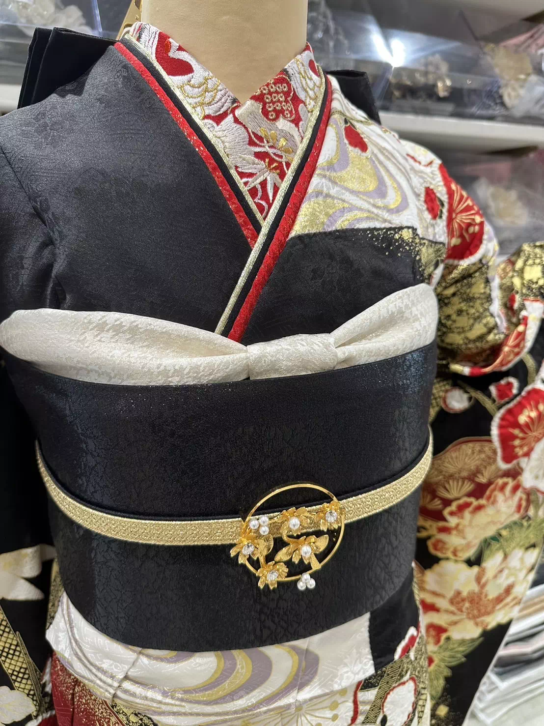 TAKAZEN姫路店　加古川市　高砂市　人気振袖　振袖レンタル　姫路市　成人式　卒業式　袴　振袖　イマドキ振袖　香音　