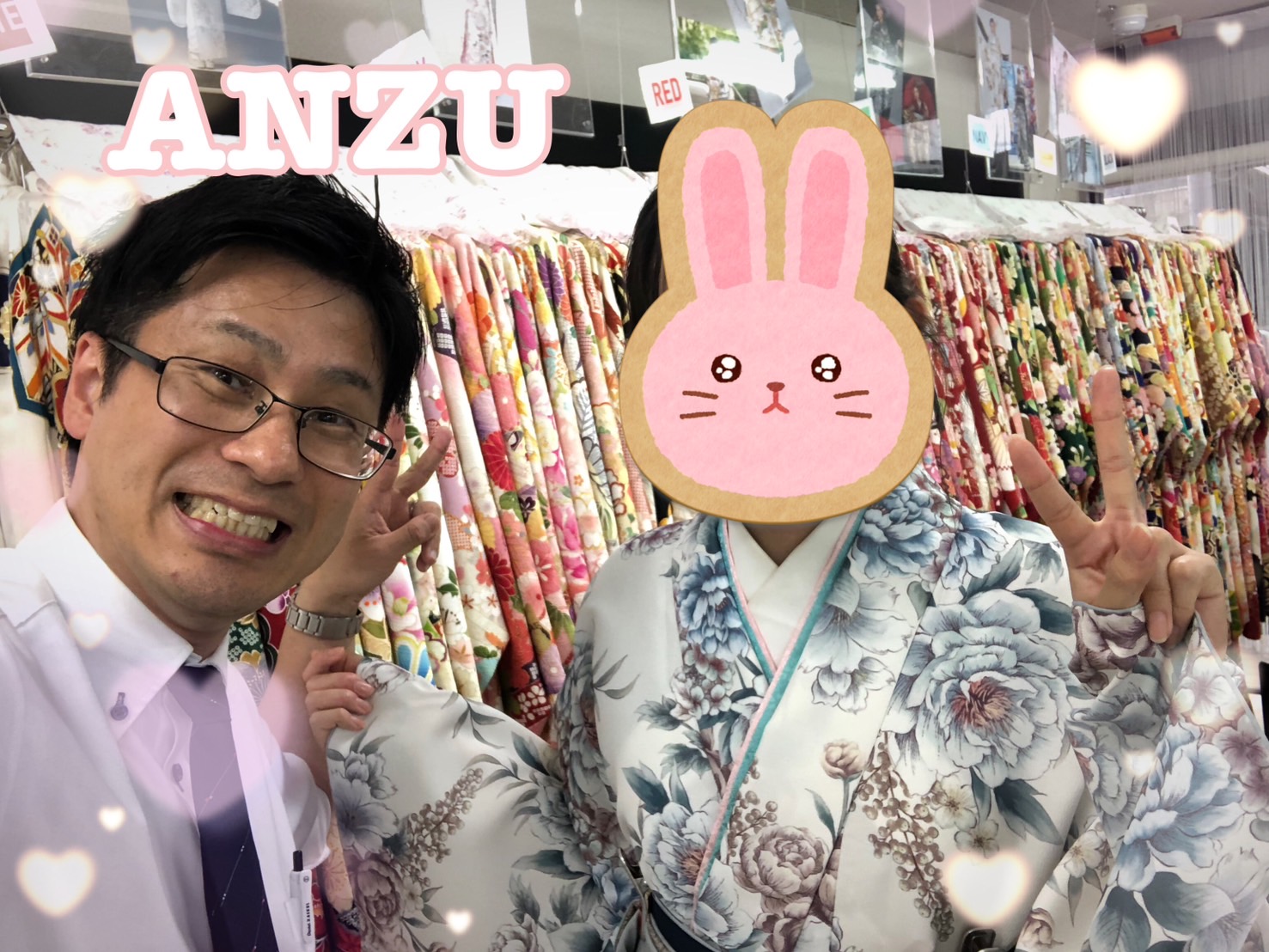 袴　レンタル　奈良　なえなのの二尺袖　くすみカラー/白　ボタン柄/淡い色合い　ホワイトベース