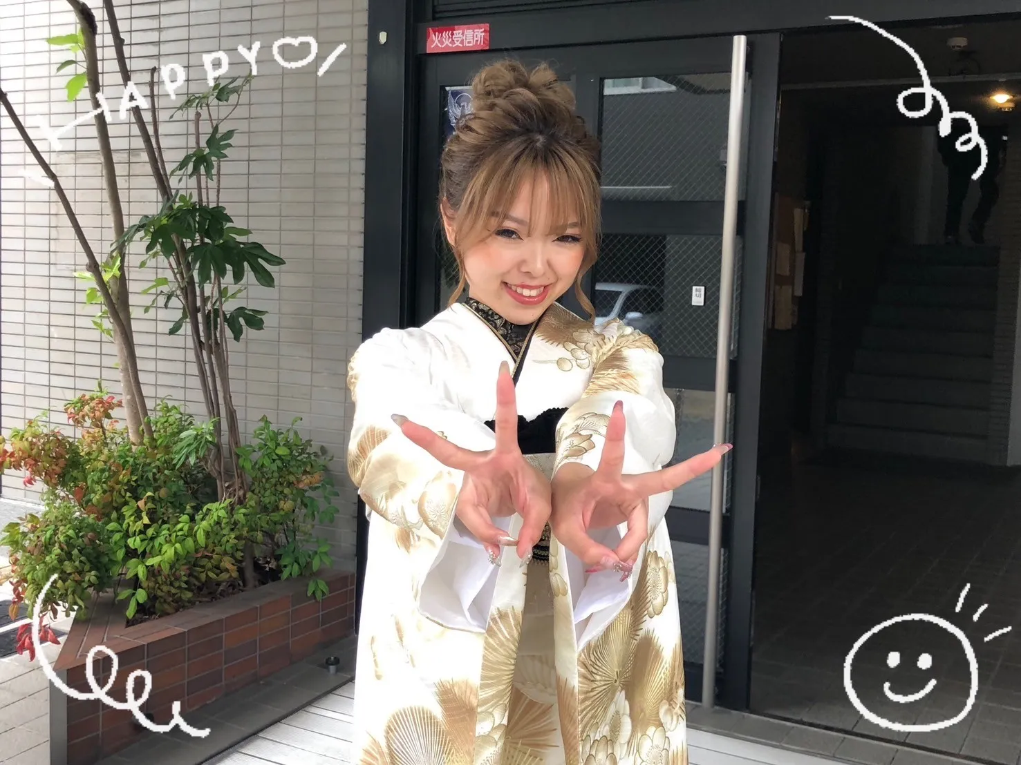 振袖 レンタル 奈良 前撮り 粋古典 白/金/ゴールド 鶴柄/針松 シック かっこいい 大人っぽい 金彩