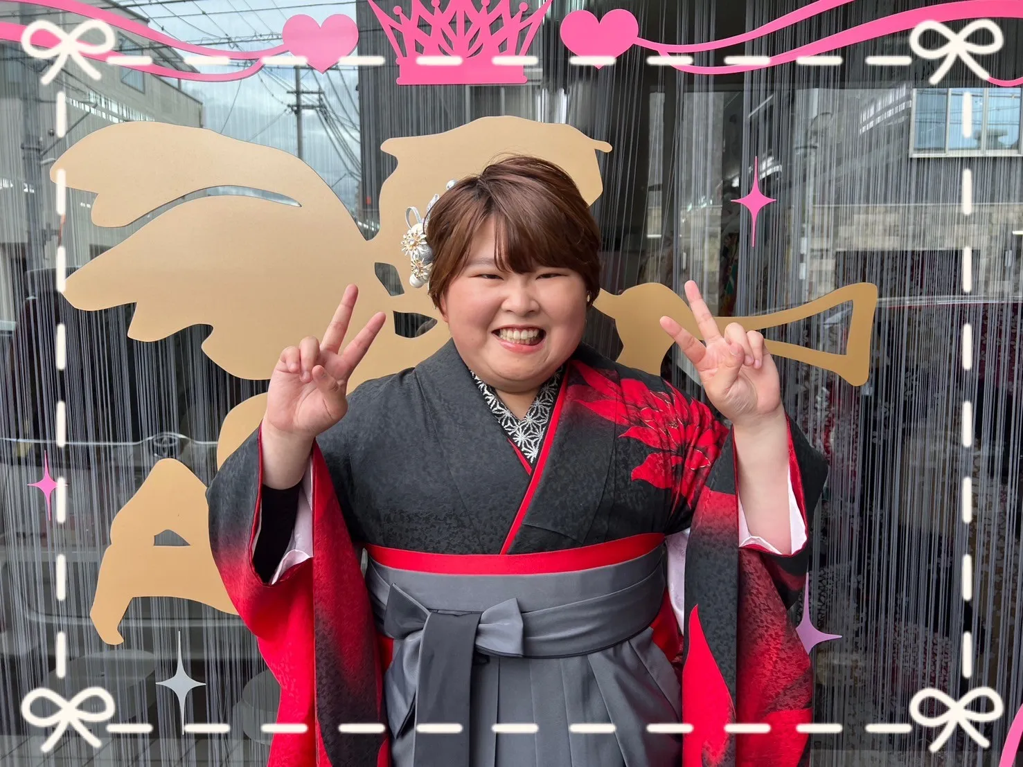 振袖 レンタル 奈良 前撮り モード 黒/赤 大柄 シンプル クール ブーツスタイル かっこいい