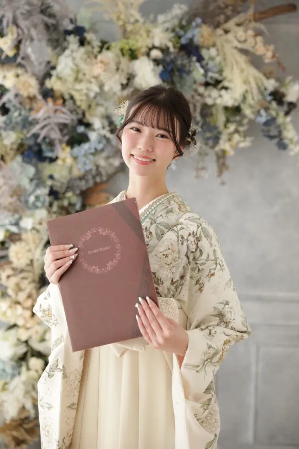 成人式 前撮り 梅田 袴 くすみカラー かわいい イマドキ 淡色 古典 タカゼン 撮影