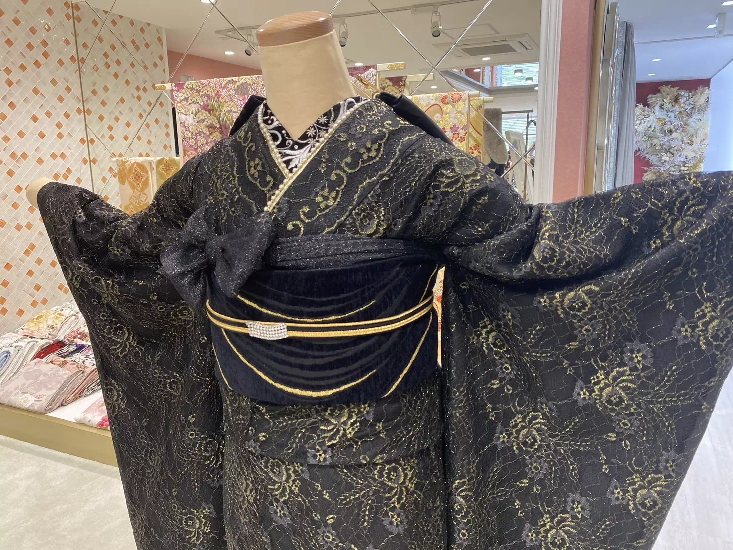 TAKAZEＮ　振袖　レース　黒　ヴィンテージ　シンプル
