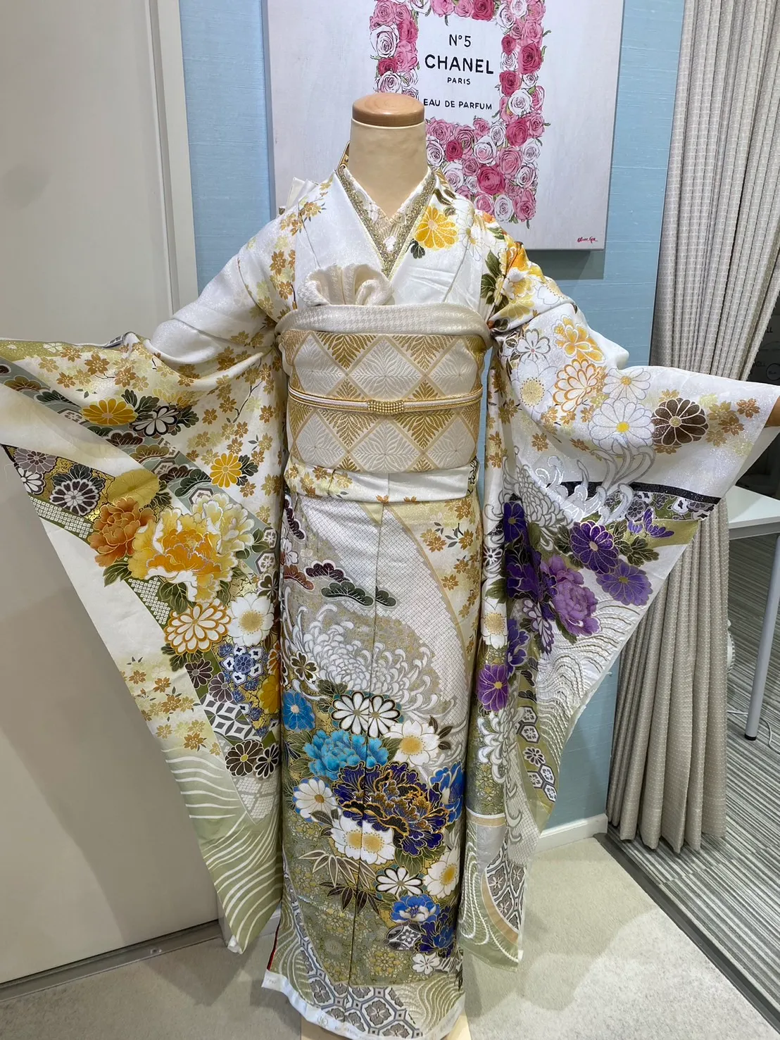 2025　2026　2027　成人式　振袖レンタル　プレミアム古典　桂由美　金