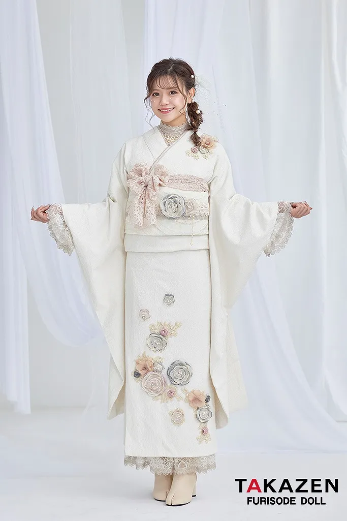 TAKAZENのレンタル振袖 ヘップバーンミニョン　白/ホワイト　立体花付き　ジャガード生地　フレンチガーリー　レースインナーコーデ　足袋ブーツ【通販可】G64
