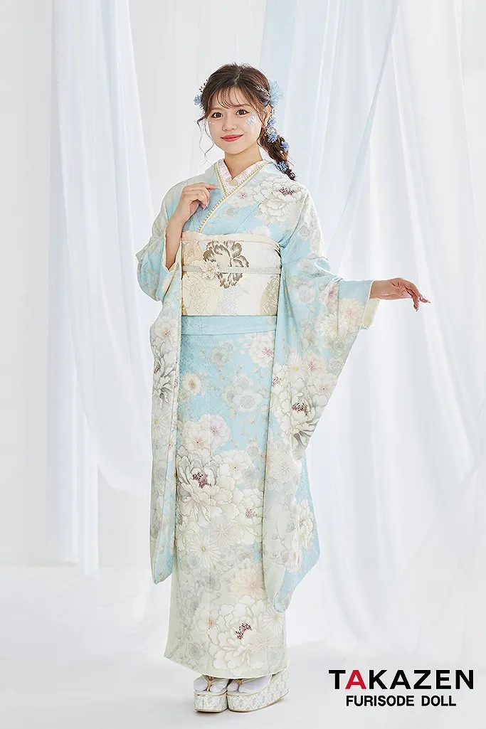 TAKAZENのレンタル振袖 くすみカラー古典　水色/淡い色　牡丹柄　清楚　爽やか　ワントーンコーデ　かわいい　じゅり【通販可】G65