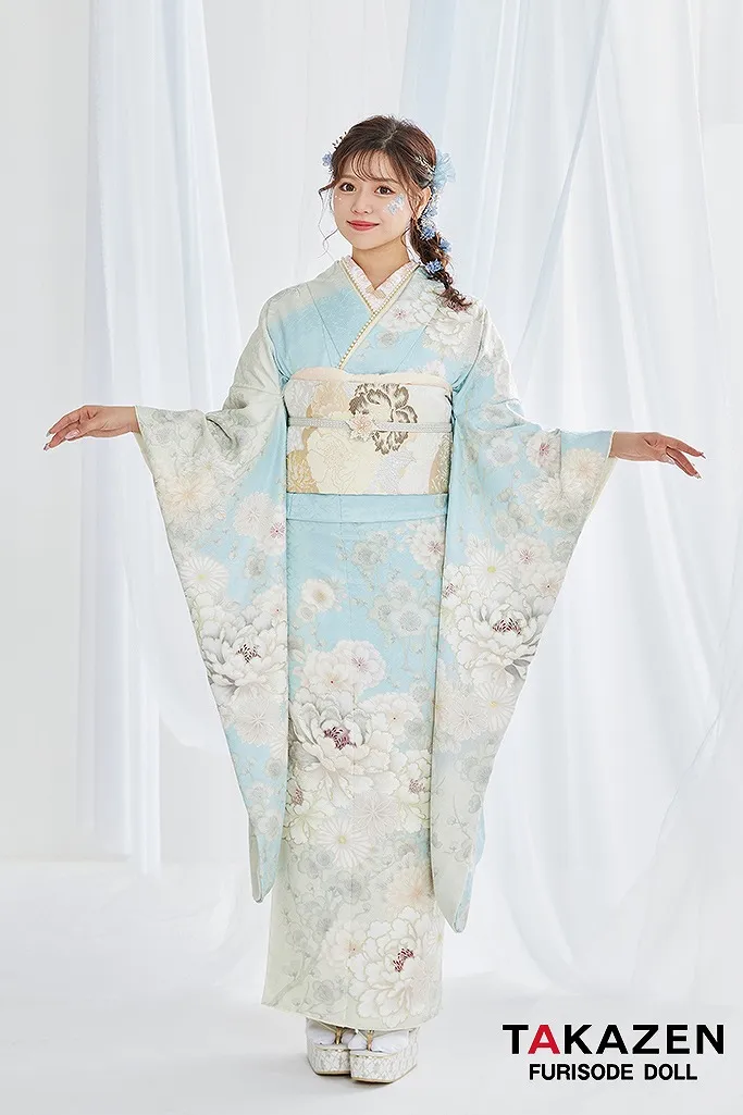 TAKAZENのレンタル振袖 くすみカラー古典　水色/淡い色　牡丹柄　清楚　爽やか　ワントーンコーデ　かわいい　じゅり【通販可】G65
