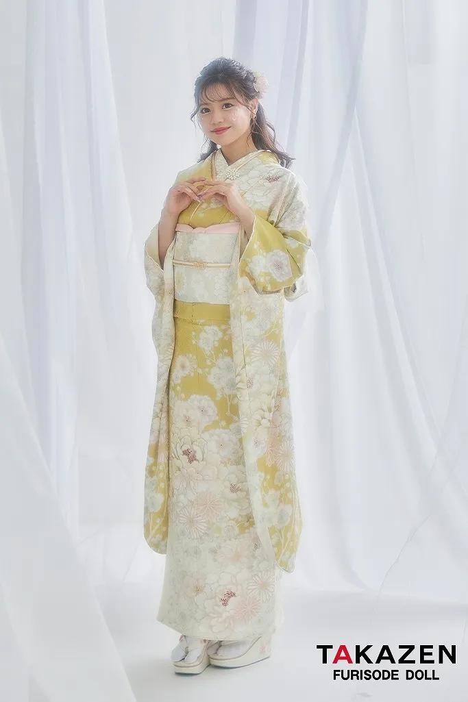 TAKAZENのレンタル振袖 くすみカラー古典　黄色/ビタミンカラー　牡丹柄　華やか　ワントーンコーデ　かわいい　じゅり【通販可】G66
