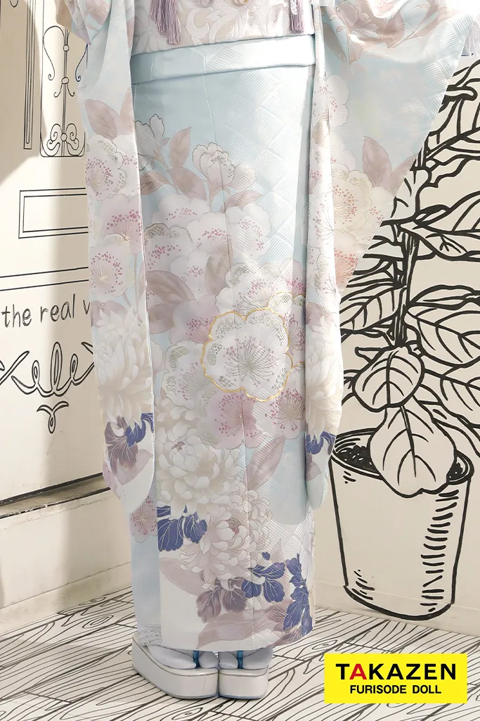 TAKAZENのレンタル振袖 くすみカラー古典　水色/淡い色　梅柄/菊柄　爽やか　かわいい　フェミニン　ブリッジマン遊七【通販可】K1105