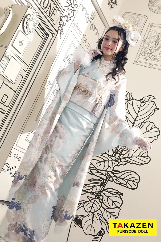 TAKAZENのレンタル振袖 くすみカラー古典　水色/淡い色　梅柄/菊柄　爽やか　かわいい　フェミニン　ブリッジマン遊七【通販可】K1105