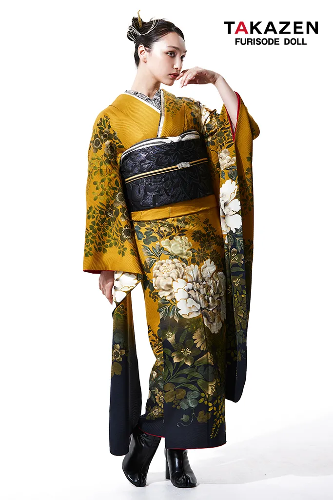 TAKAZENのレンタル振袖 ヴィンテージスタイル　からし　牡丹柄　かっこいい　大人っぽい　シック　ブーツスタイル　香川るな【通販可】LB42