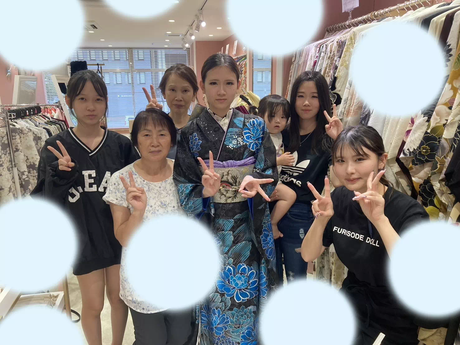 【TAKAZEN姫路店】♡14日 2025年成人の青色がカッコイイぎらぎらモード系振袖姫ちゃん♡